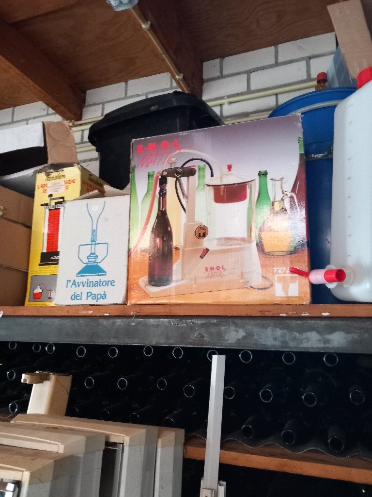 Wijnmaken voor de hobbyist, Ophalen, Zo goed als nieuw