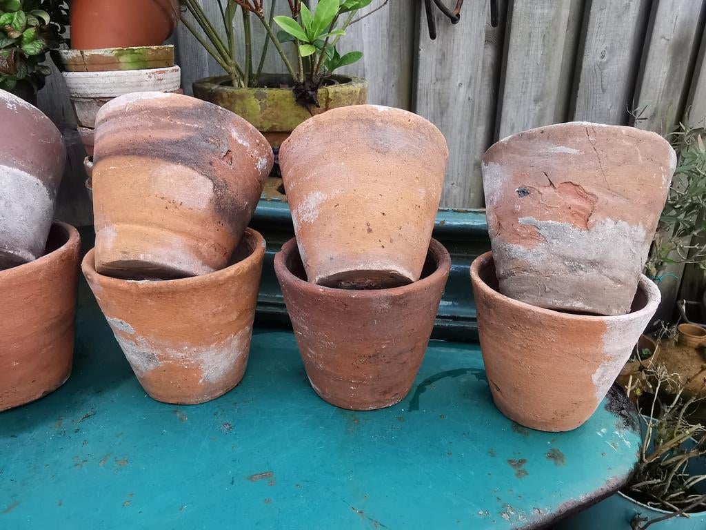 Antieke bloempotjes terracotta potjes 10-12w uniek! Miekje, Ophalen of Verzenden