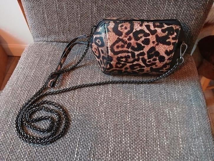 Nieuw: tasje panter zwart bruin - clutch luipaard tas klein, Ophalen of Verzenden, Nieuw, Bruin