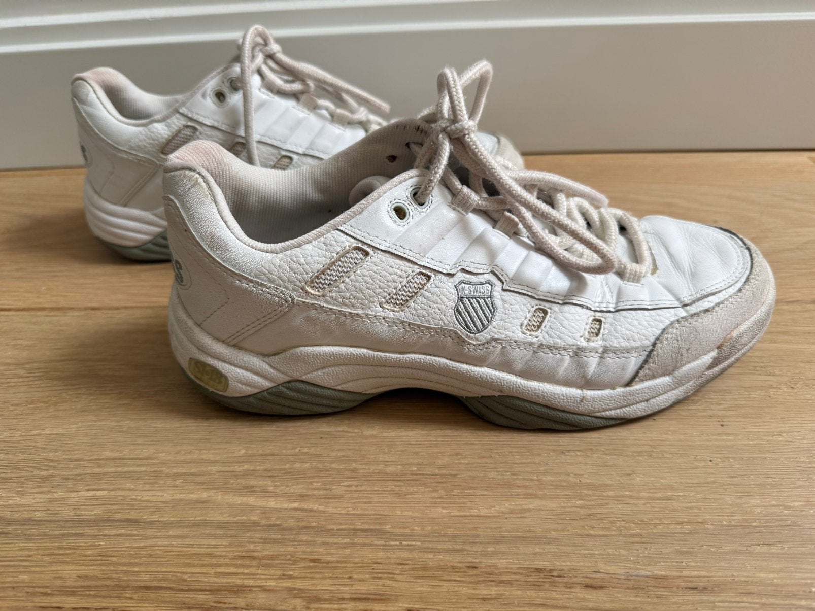 K-Swiss tennisschoenen maat 40, Sport en Fitness, L2, K-Swiss, Schoenen, Ophalen of Verzenden