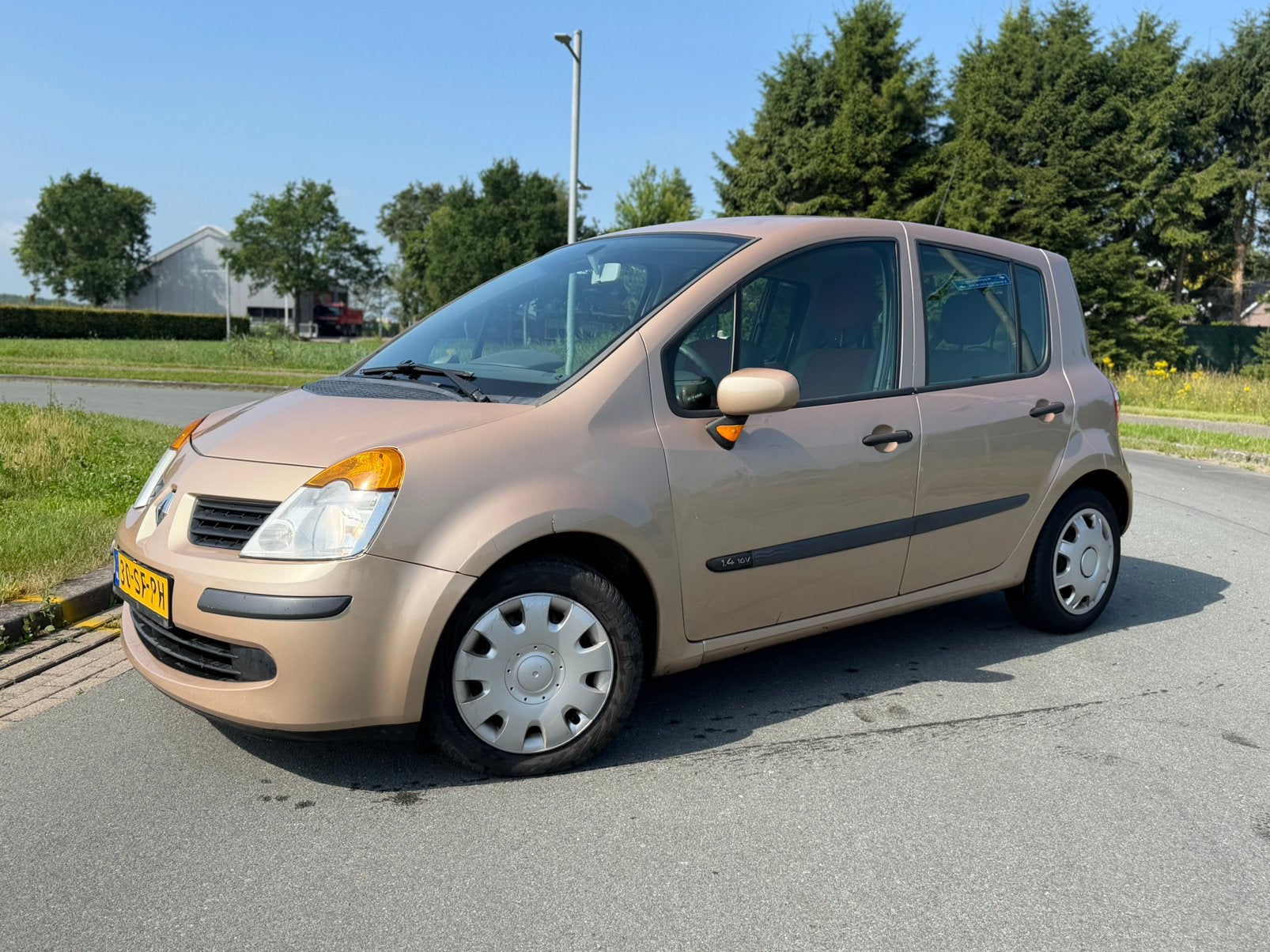 Renault Modus 1.6 16V AUTOMAAT! APK 3/2027!, Auto's, Renault, 4 cilinders, Beige, Origineel Nederlands, Bedrijf