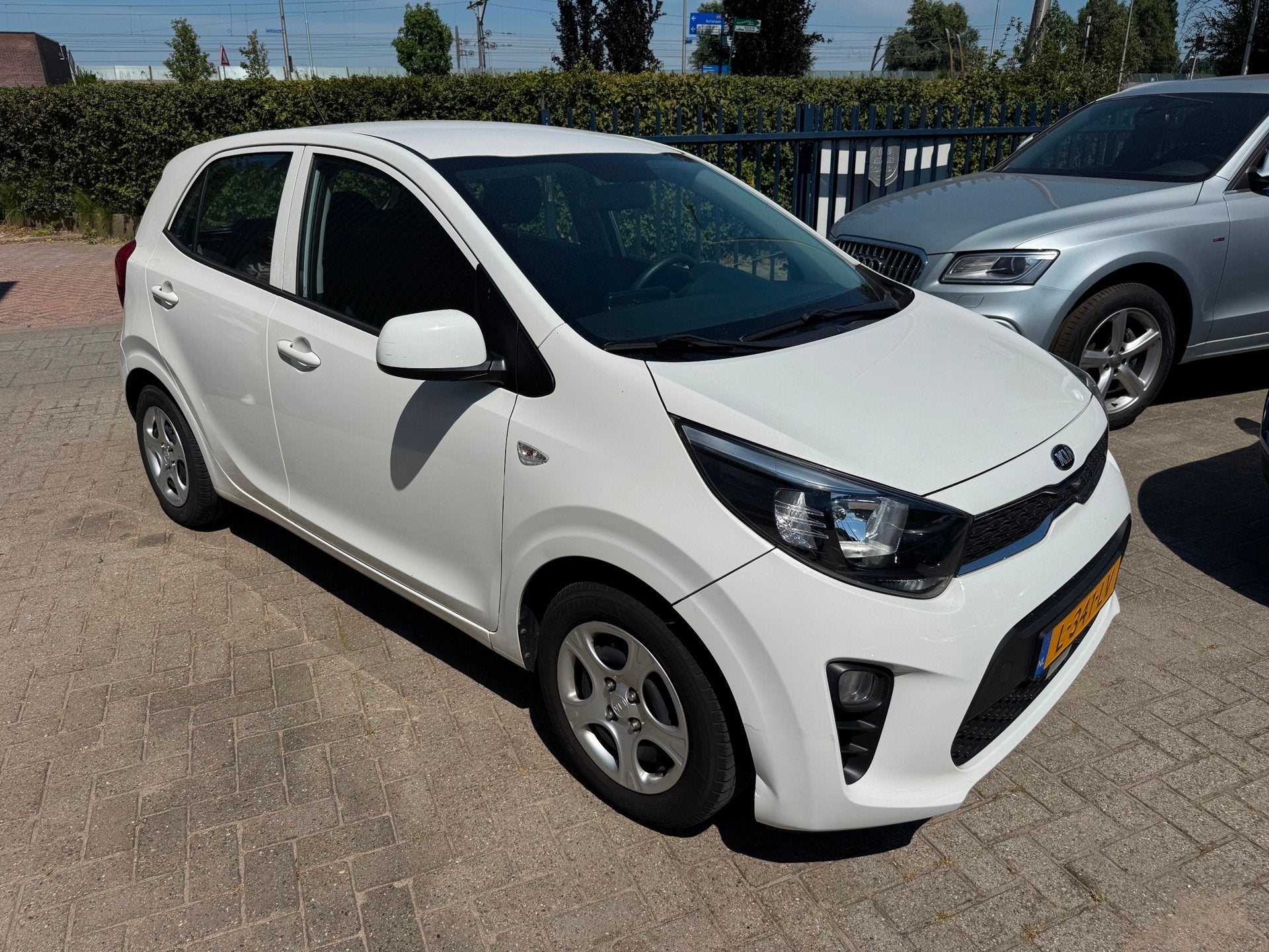 Kia Picanto 1.0 DPi ComfortLine AIRCO / AUDIO / 1e EIGENAAR, Voorwielaandrijving, Gebruikt, 4 stoelen, Wit