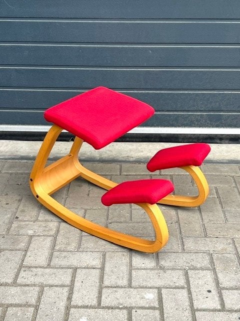 Stokke kniestoel balans stoel rood, Ophalen, Gebruikt, ., Rood