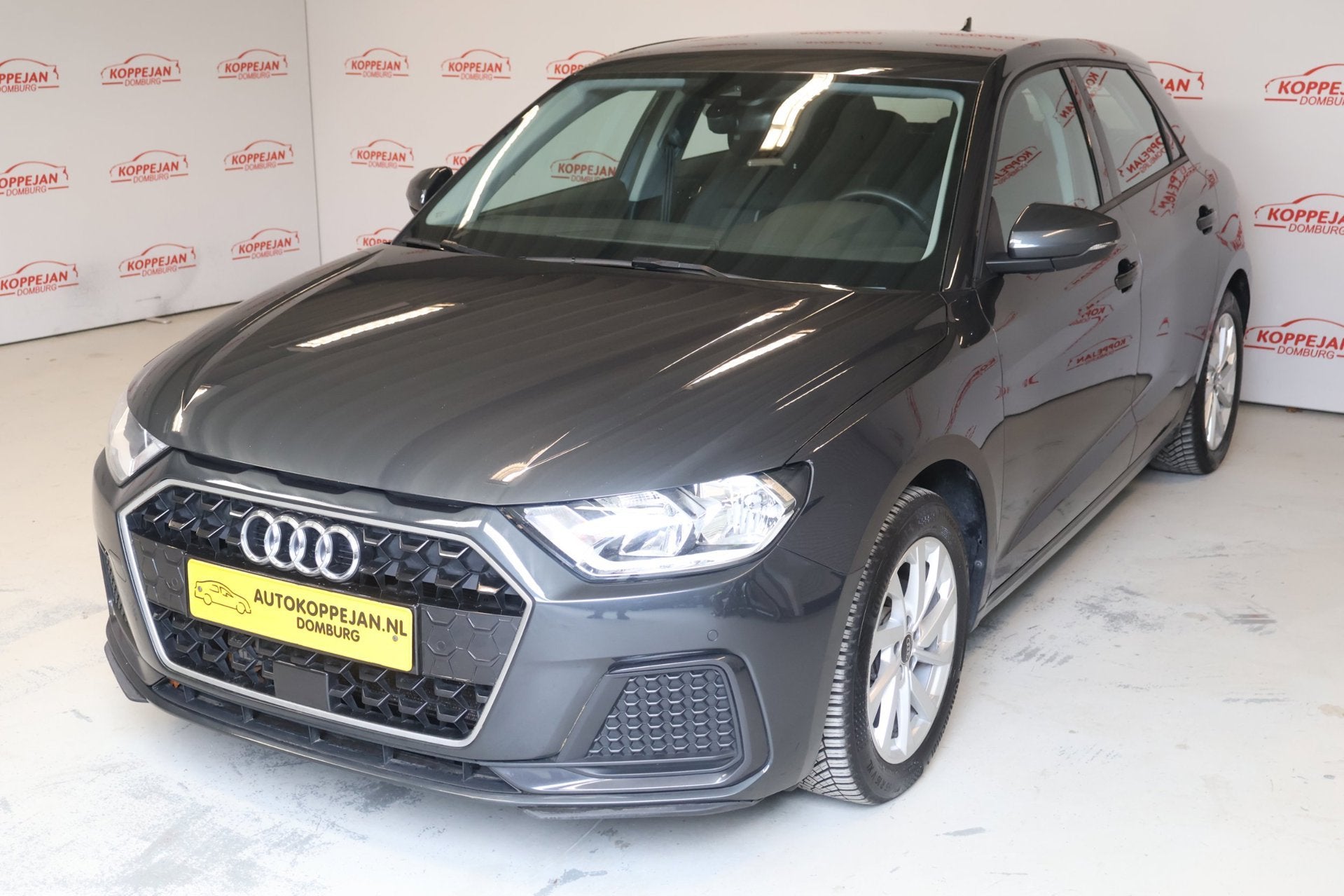 Audi A1 Sportback 25 TFSI Advanced edition App connect, All, Auto's, Voorwielaandrijving, Stof, 95 pk, Origineel Nederlands