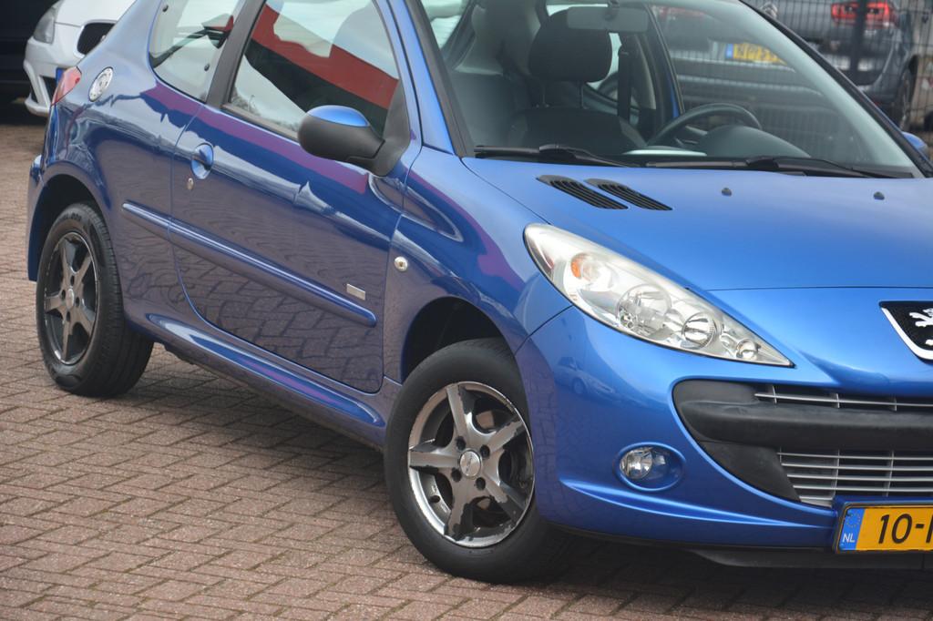 Peugeot 206+ 1.4 Millesim 200 | Airco | Elek.ramen | LMV | N, Voorwielaandrijving, Stof, 31 €/maand, 4 cilinders