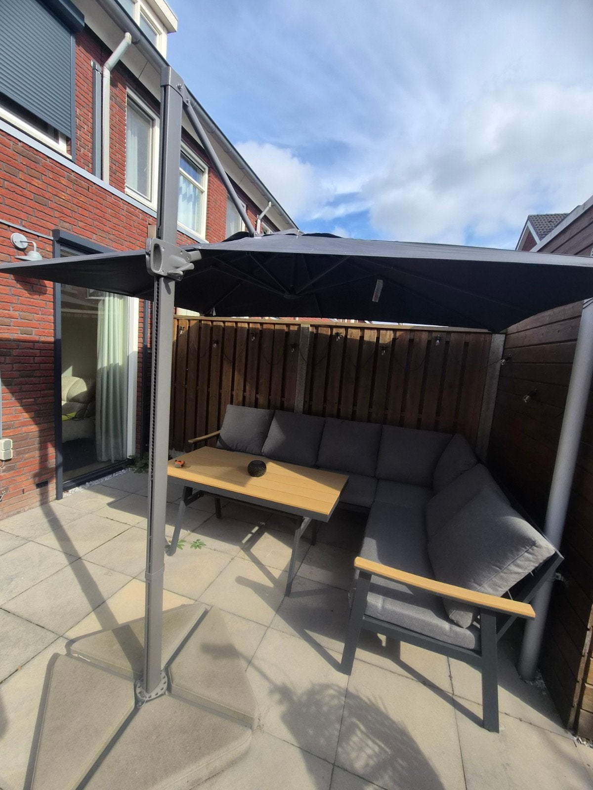 Zweefparasol - Zo goed als nieuw, Tuin en Terras, Ophalen, Kantelbaar, 3 tot 4 meter, Zweefparasol