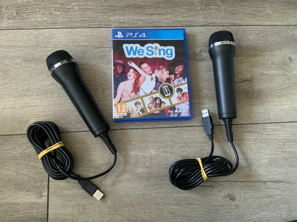 Playstation 4 We Sing + 2 Microfoons voor de PS4, Muziek, Ophalen of Verzenden, Zo goed als nieuw, 3 spelers of meer