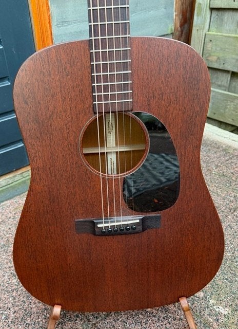 Nu of nooit een Martin gitaar kopen ?, Muziek en Instrumenten, Ophalen of Verzenden, Zo goed als nieuw, Western- of Steelstringgitaar