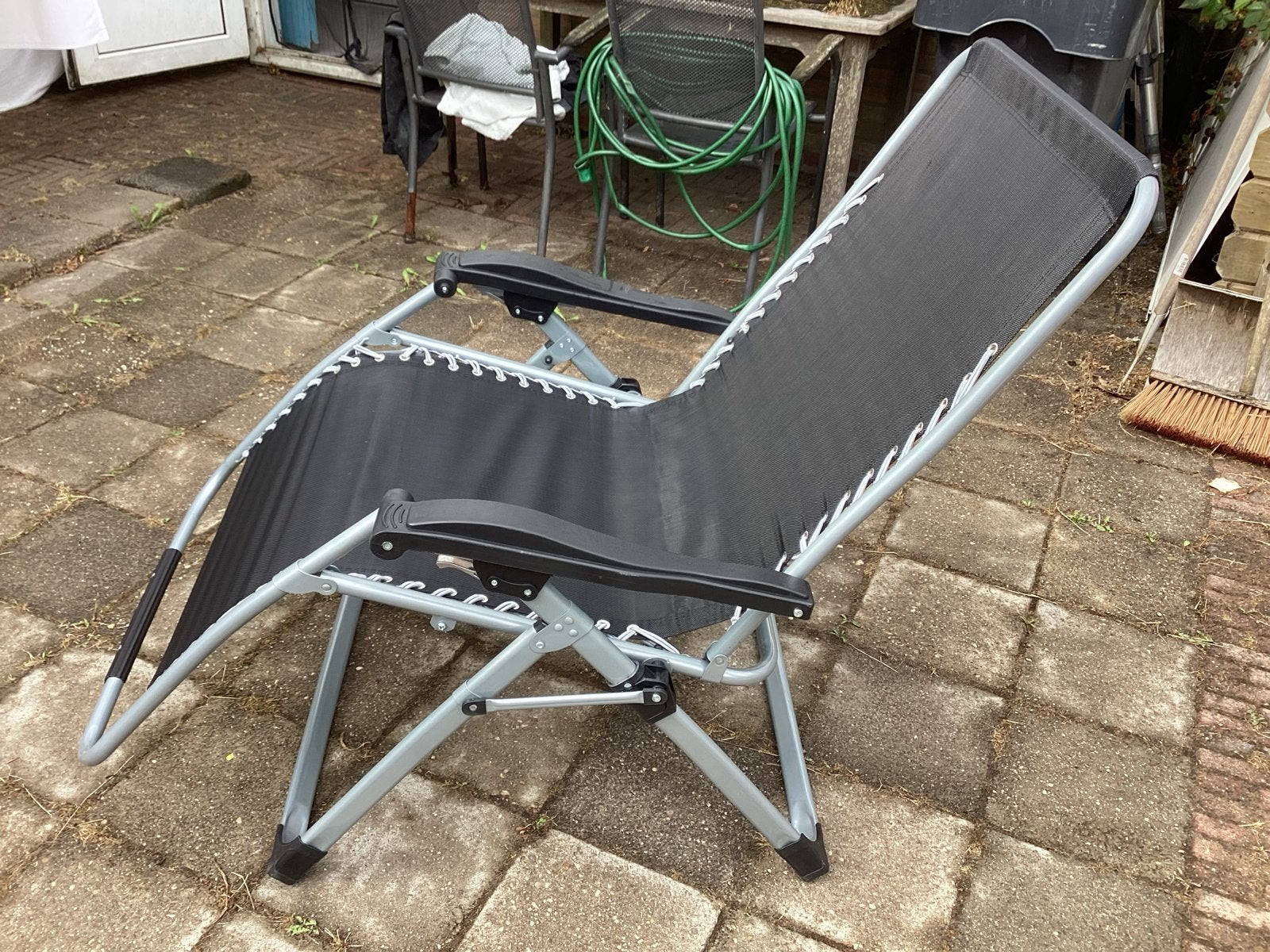 Verstelbare relaxstoel met kussen voor tuin of boot 60 cm br, Ophalen, Gebruikt, Metaal, Inklapbaar