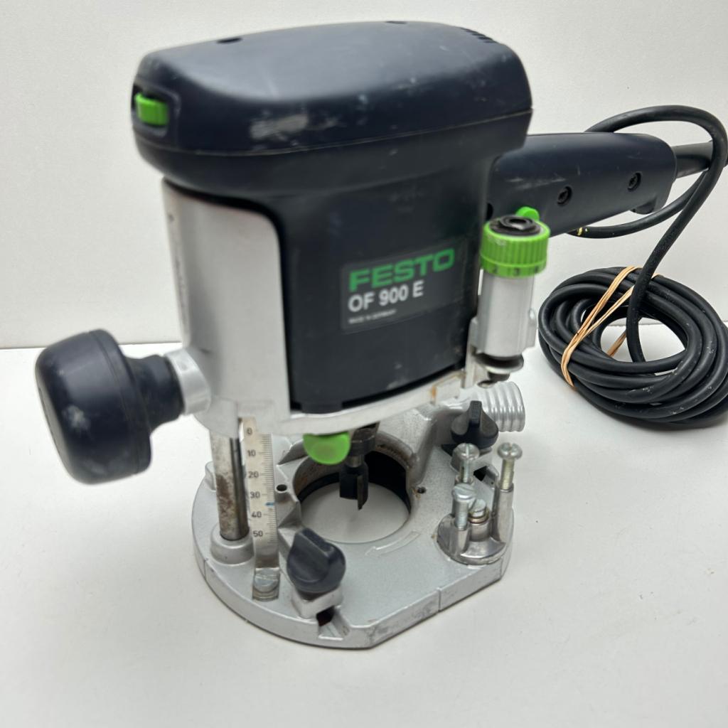 Festool OF900 E 900W Bovenfrees, Festool, Zo goed als nieuw, Support@festool.com, Festool GmbH, Wertstraße 20, 
73240 Wendlingen
Germany