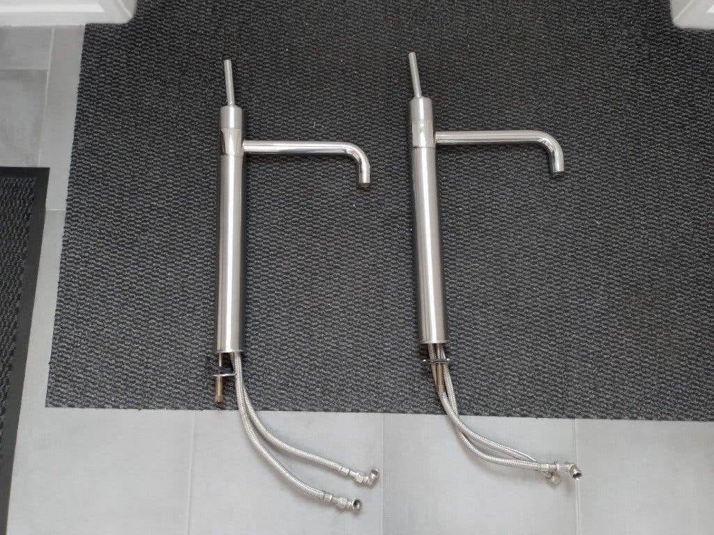 Wastafel Mengkraan Hoog 2 stuks, Ophalen, Zo goed als nieuw, Chroom, Wastafel