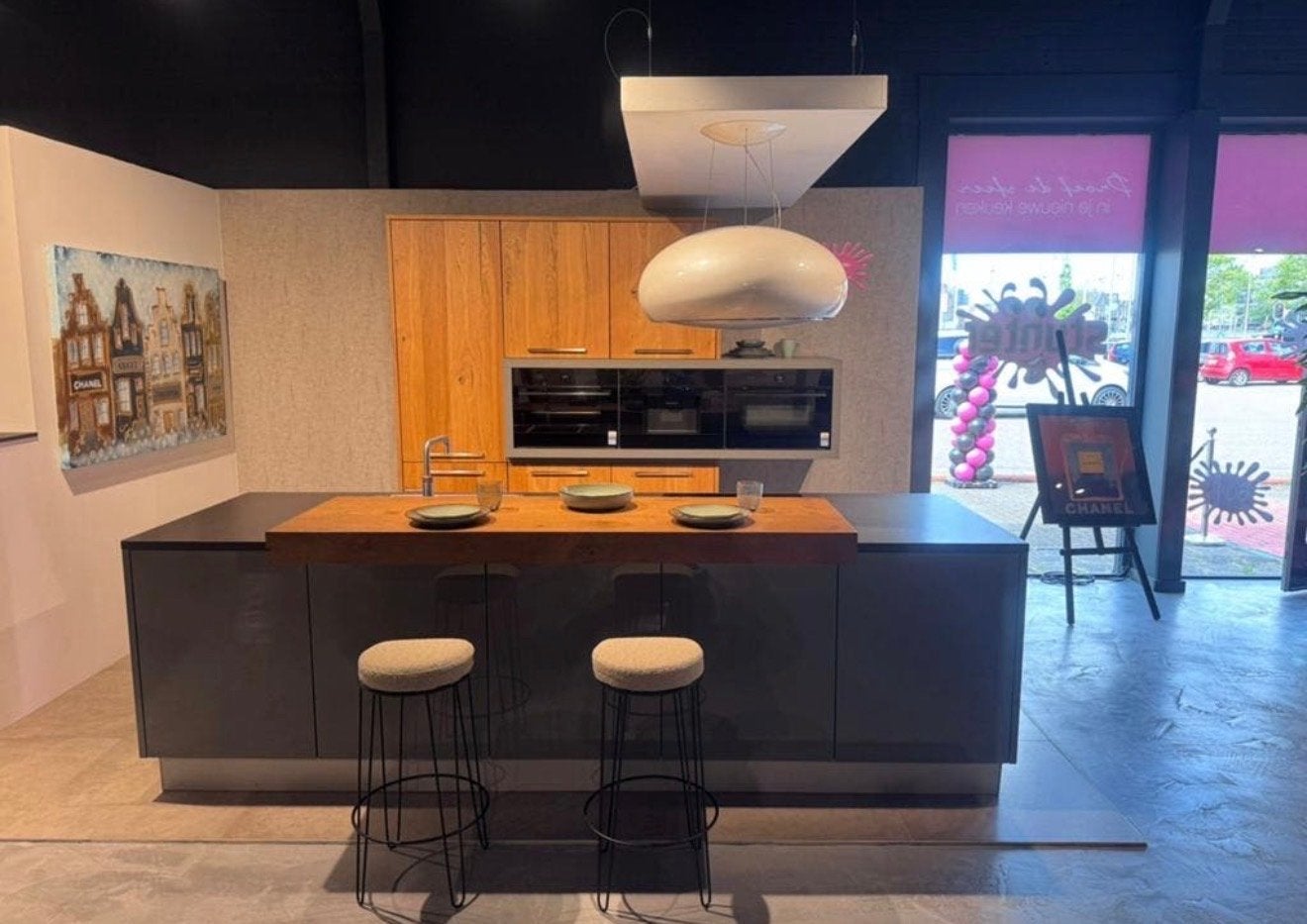 Moderne keuken met Bosch apparatuur en composiet werkblad, Ophalen, Zo goed als nieuw, Greeploos, Composiet