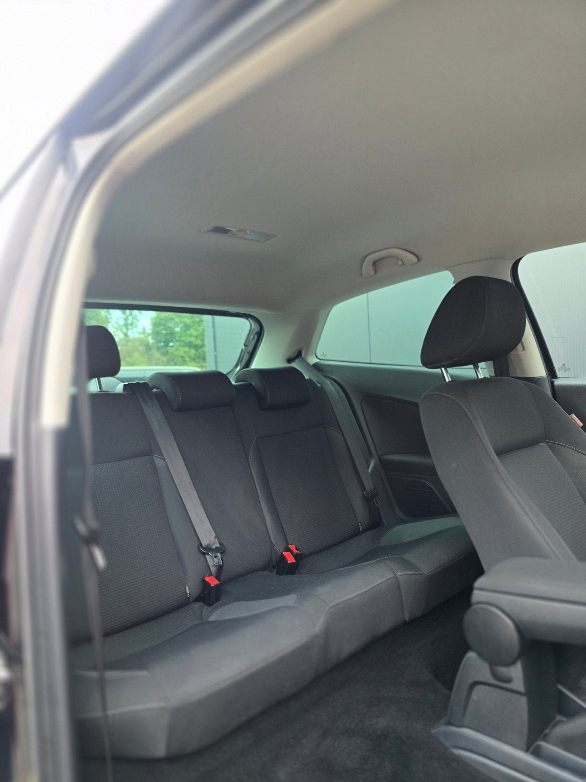 Foto 11 van Volkswagen Polo 1.2 | P.sensoren | Cruise | Nw Apk | StoelVw