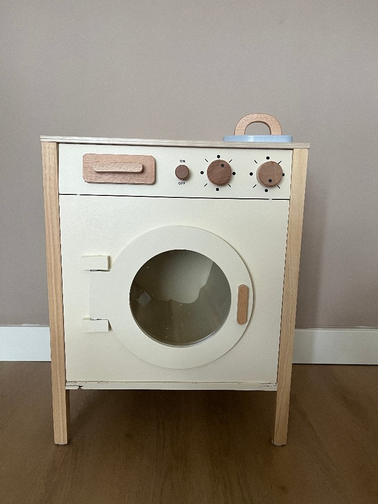 Speelgoed houten wasmachine Petit Amelie, Kinderen en Baby's, Speelgoed | Houten speelgoed, Ophalen, Gebruikt, Meubelstuk of Keukentje