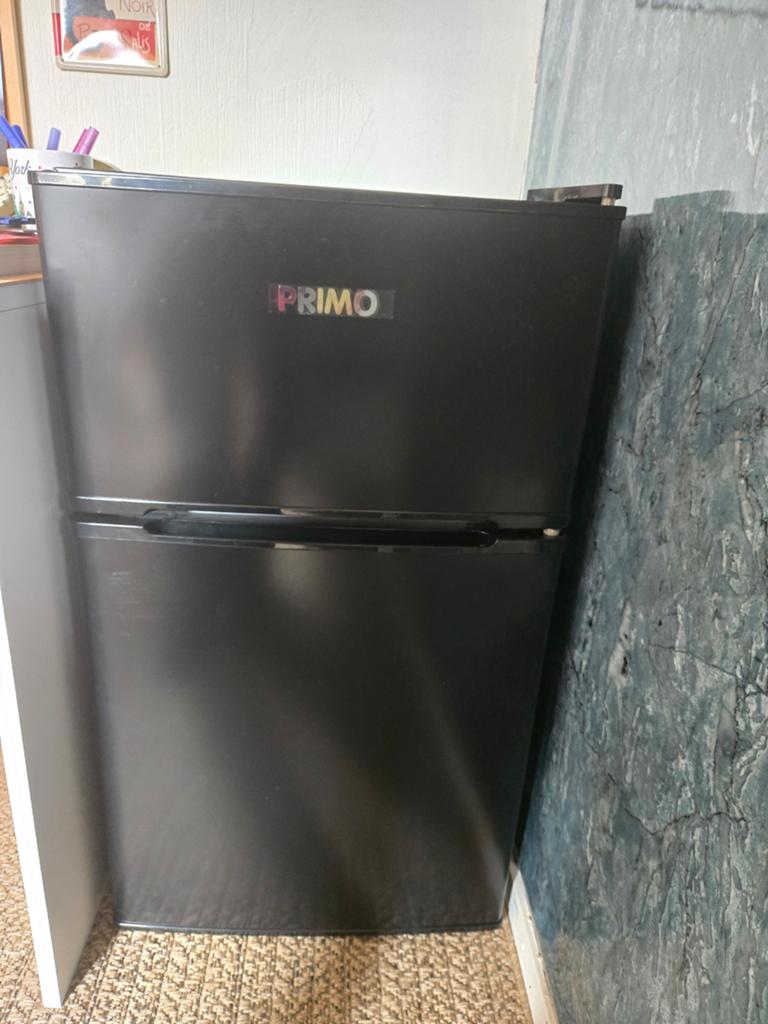Primo Koelkast met vriesvak - Compact en Efficiënt, Witgoed en Apparatuur, Ophalen, Gebruikt, 45 tot 60 cm, Met vriesvak