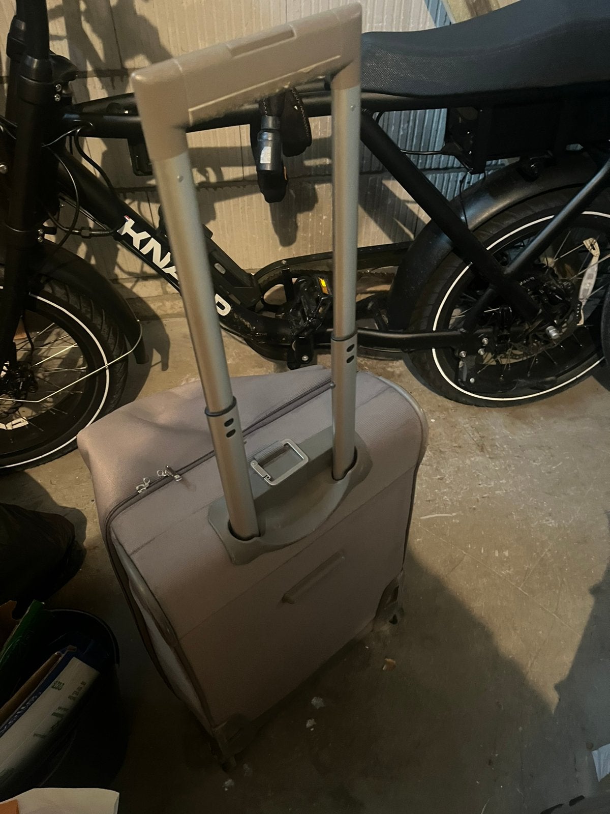 Delsey koffer 2  verdiepingen, Fietsen en Brommers, Fietsen | Bakfietsen, Ophalen of Verzenden, Zo goed als nieuw
