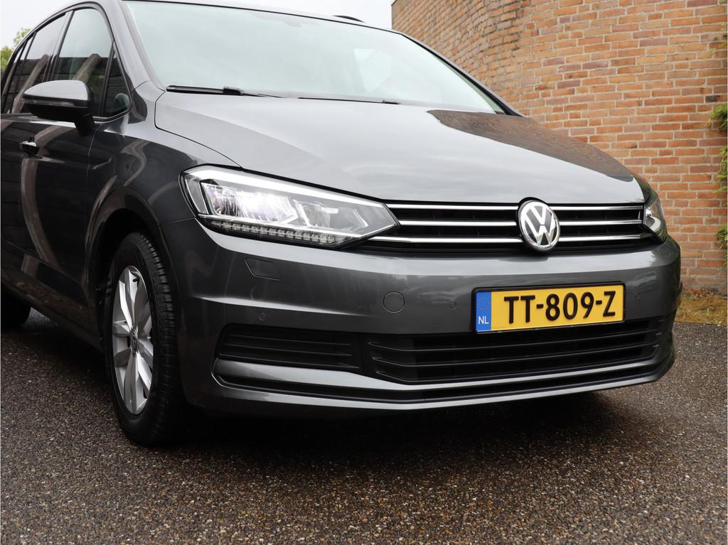 Volkswagen Touran 1.4 TSI Highline 7p automaat (bj 2017), Auto's, Stof, Gebruikt, 4 cilinders, 150 pk