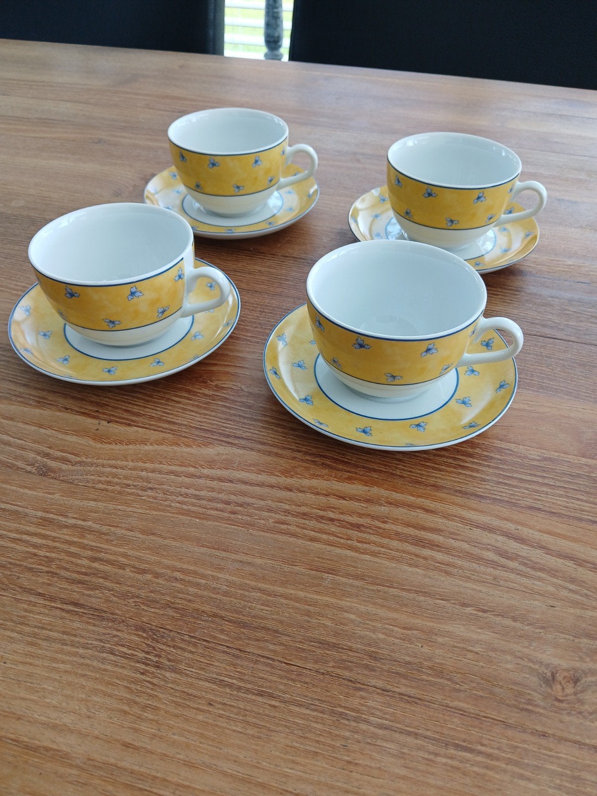 Set van 4 Fine Royal Porcelain Studio Collection, Ophalen