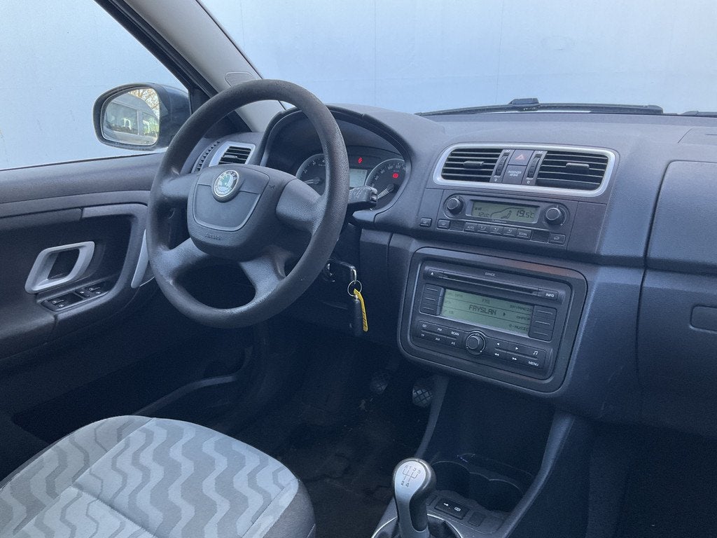 Skoda Fabia 1.2-12V Tour Cruise Clima NL-Auto! (bj 2009), Auto's, Skoda, Voorwielaandrijving, 1198 cc, Bedrijf, Handgeschakeld