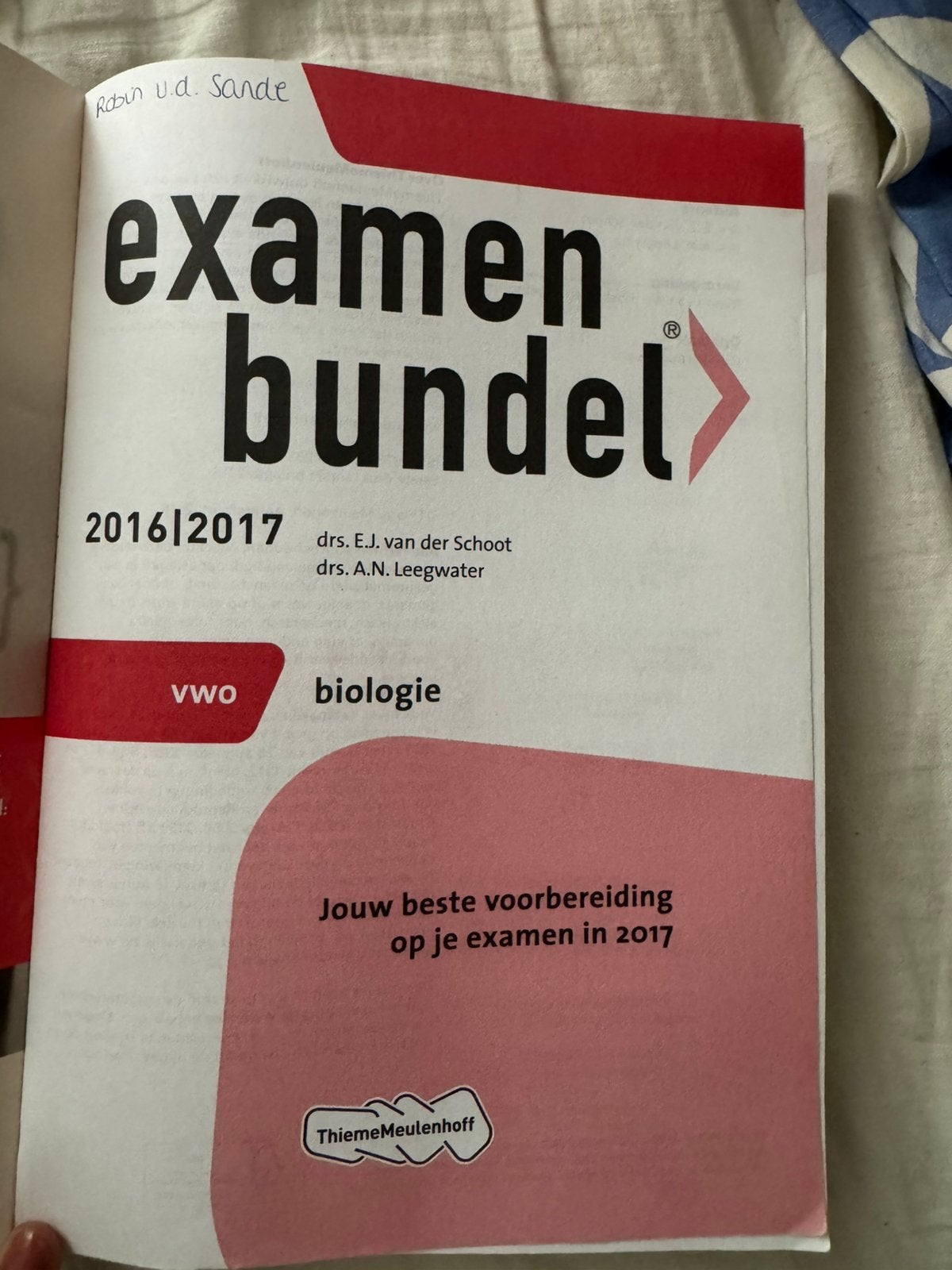Examenbundel biologie 2016/2017, Ophalen of Verzenden, Zo goed als nieuw, VWO, Biologie