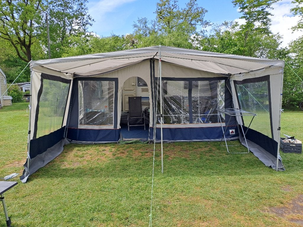 Adria althea 432px, Caravans en Kamperen, Frans bed, Treinzit, 750 - 1000 kg, Particulier