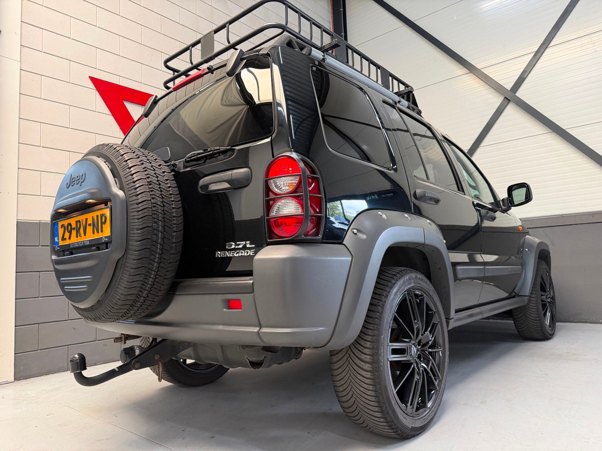 Jeep Cherokee 3.7 V6 Renegade|Youngtimer|NAP|Automaat|LPG G3, Automaat, 3700 cc, Gebruikt, 3360 kg