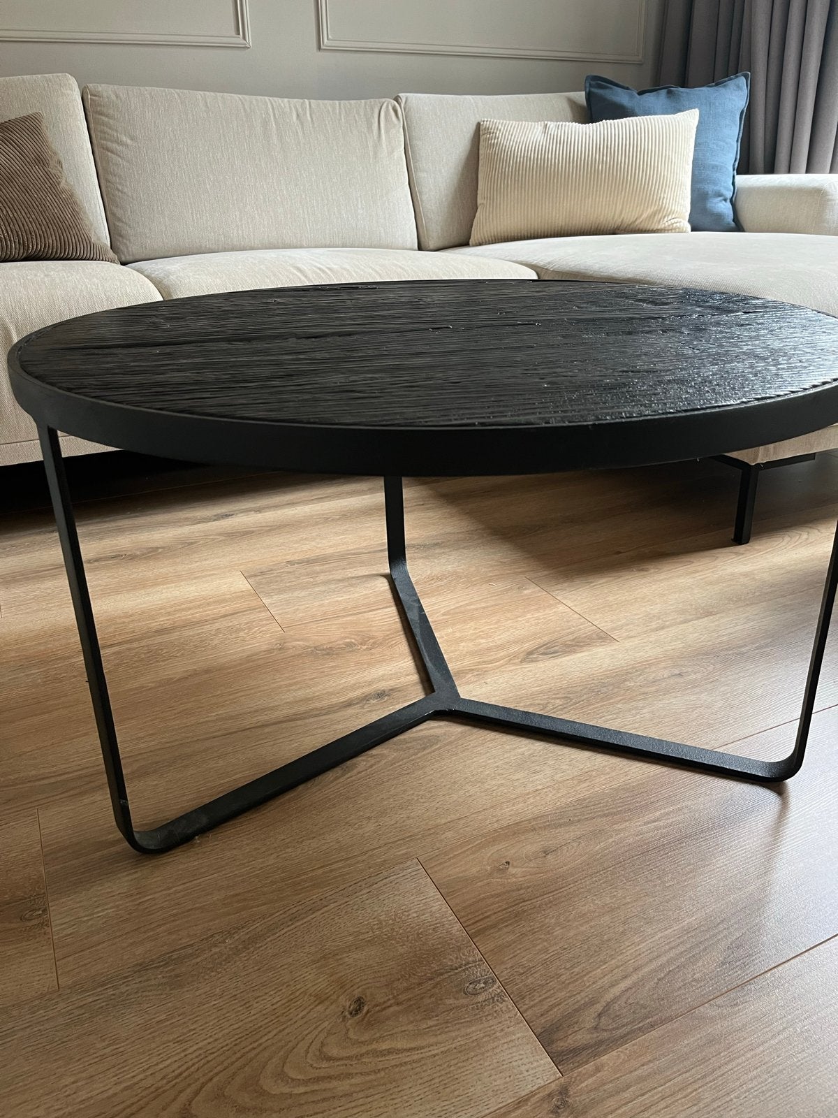 Ronde salontafel met stalen onderstel, Huis en Inrichting, Tafels | Salontafels, Ophalen, Gebruikt, Rond, 50 tot 100 cm