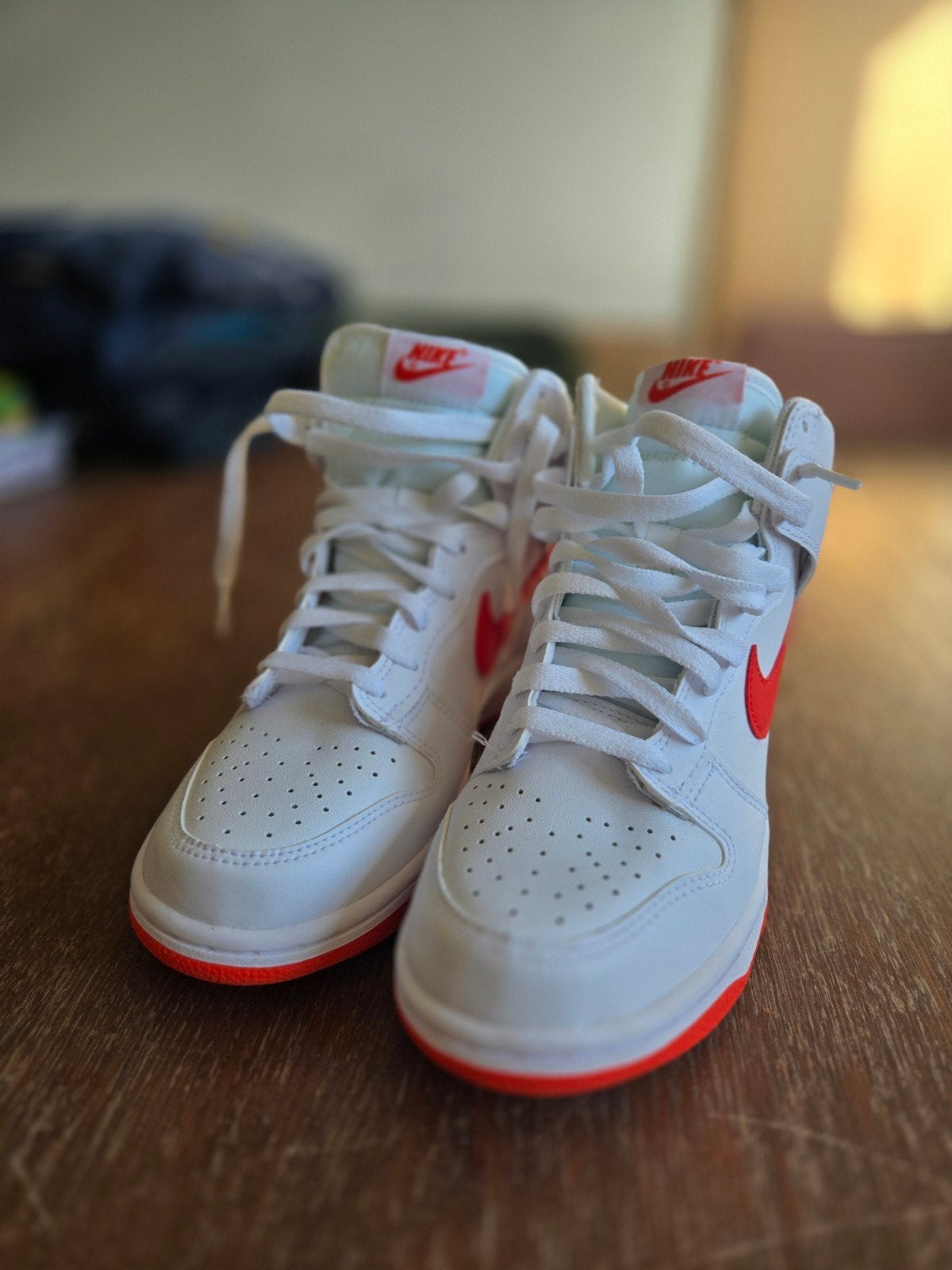 Nieuwe Nike Dunk High - Wit met oranje, Kleding | Dames, Wit, Nike, Nieuw, Ophalen of Verzenden