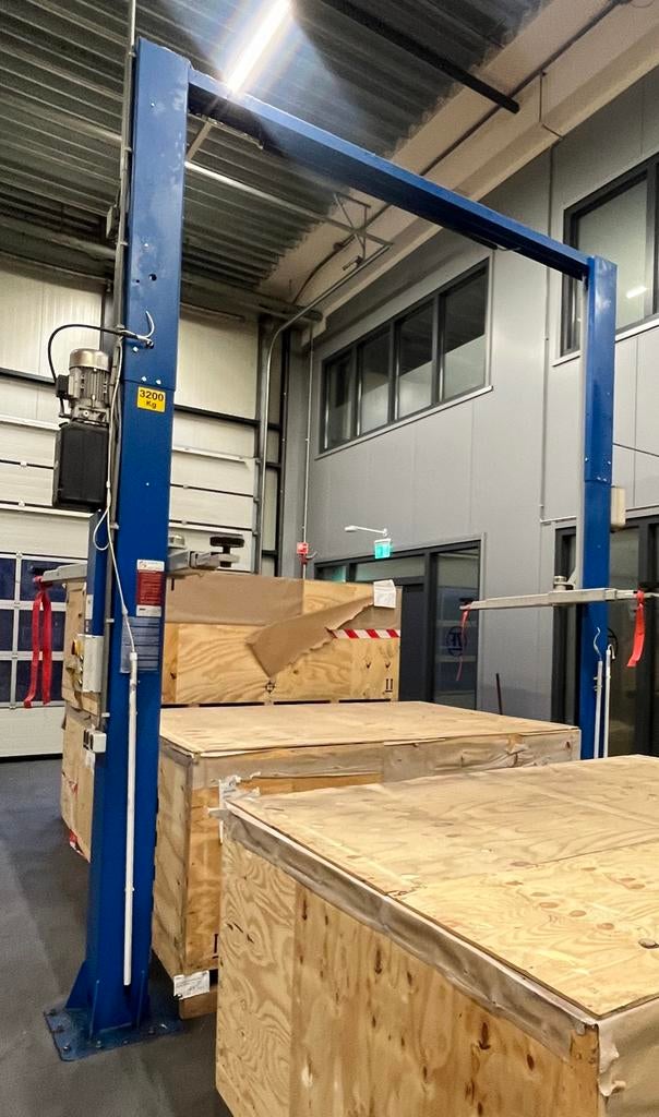 APAC  Twee Koloms Hefbrug 3,2T 4,2m hoog., Auto diversen, Autogereedschap, Ophalen of Verzenden