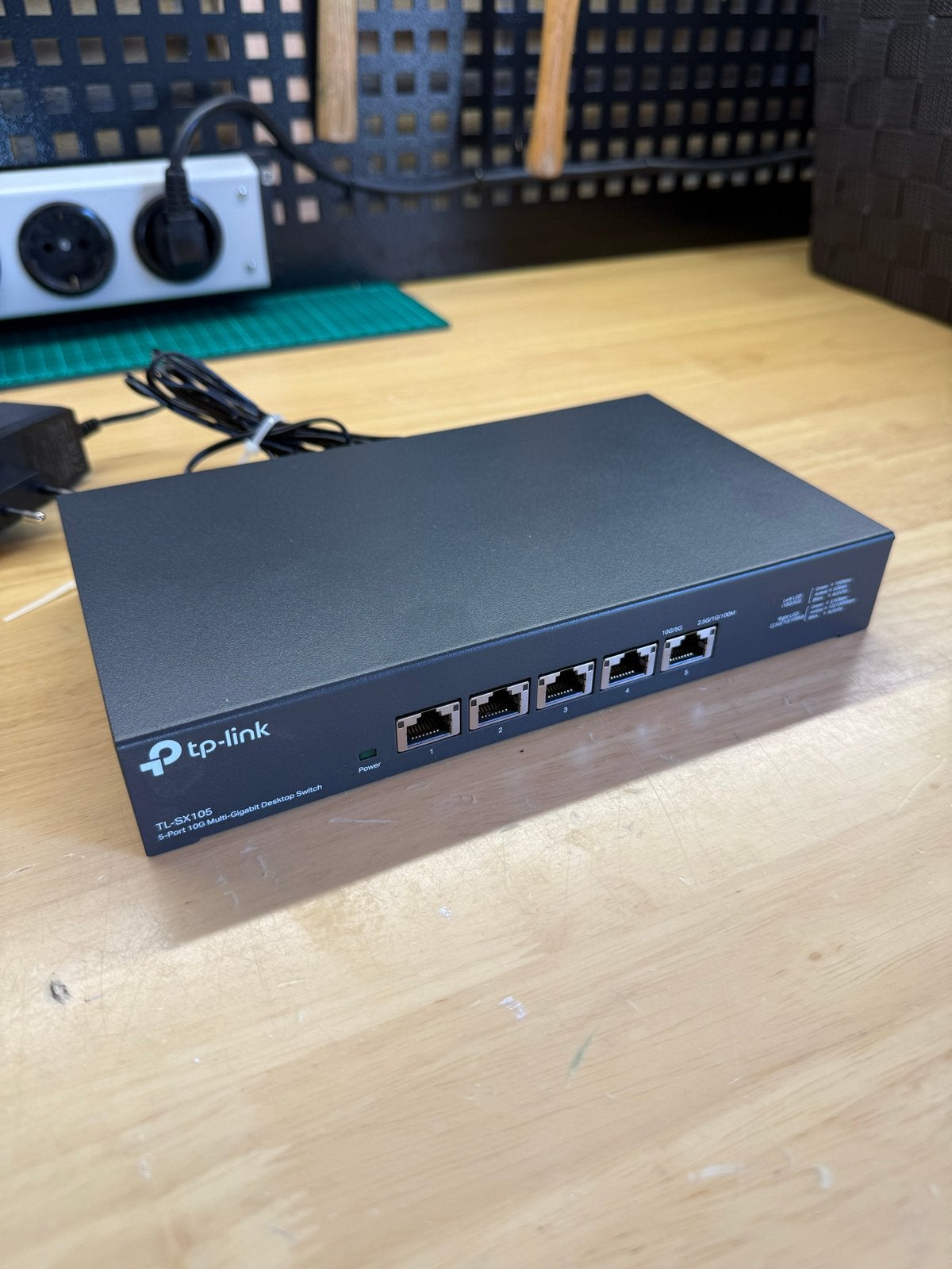 TP-Link SX105 5-poorts 10 Gigabit Desktop Switch, Ophalen of Verzenden, Zo goed als nieuw