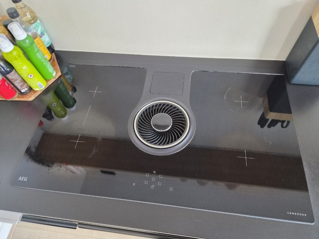 Mat zwarte keuken | AEG inductie + afzuiging GEDEMONTEERD, Huis en Inrichting, Zwart, Enkelwandige keuken, Ophalen of Verzenden