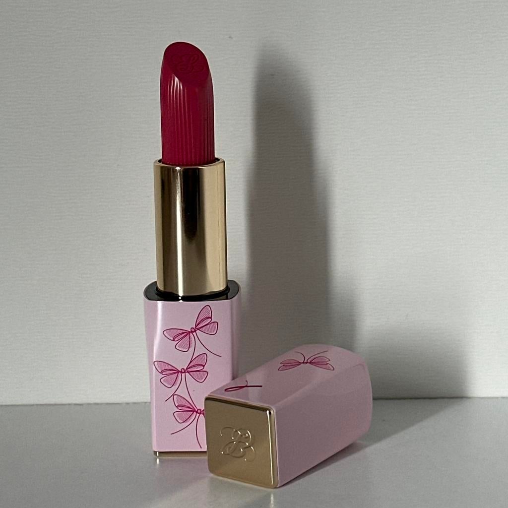 Estee Lauder Pure Color Lipstick Creme #220 Powerful#, Ophalen of Verzenden, Nieuw, Lippen, Make-up