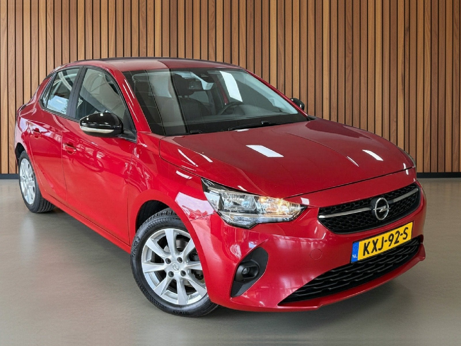 Opel Corsa 1.2 Edition | Stuurverwarming | Stoelverwarming |, Auto's, Voorwielaandrijving, Bluetooth, Gebruikt, Euro 6