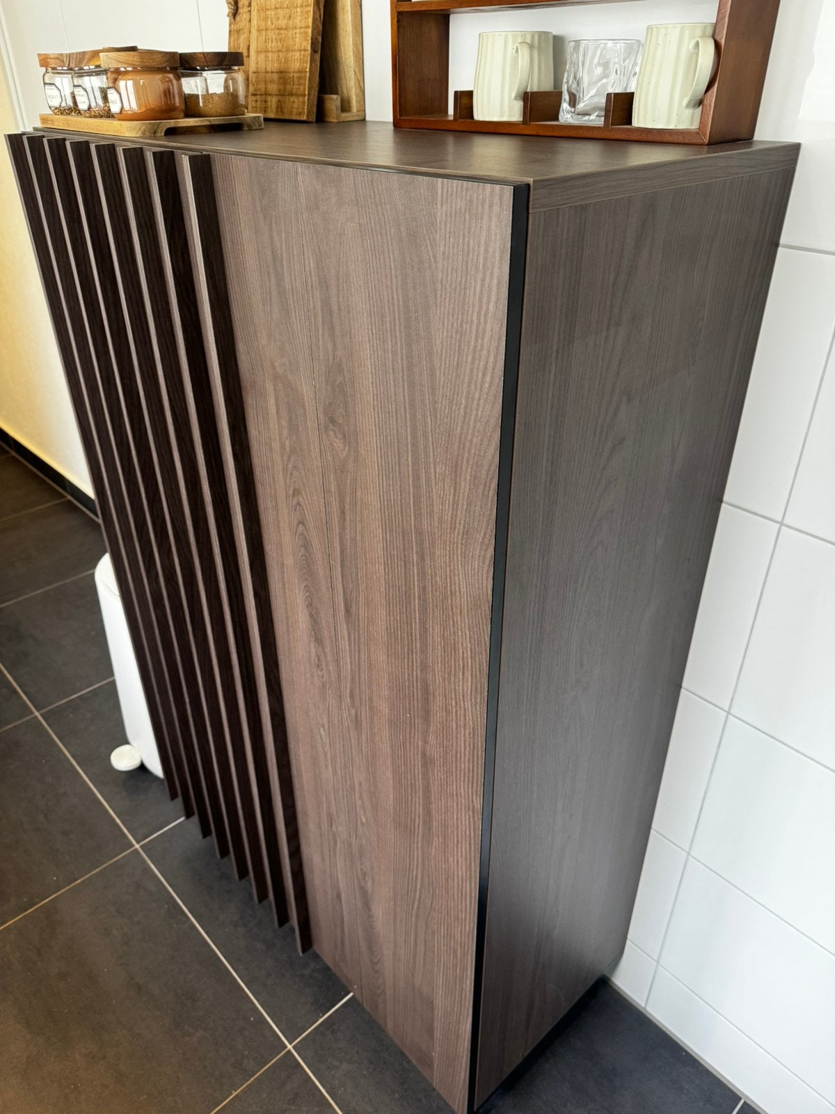 Donker eiken dressoir Paz – Meubella, Ophalen, Zo goed als nieuw, 25 tot 50 cm, Minder dan 100 cm