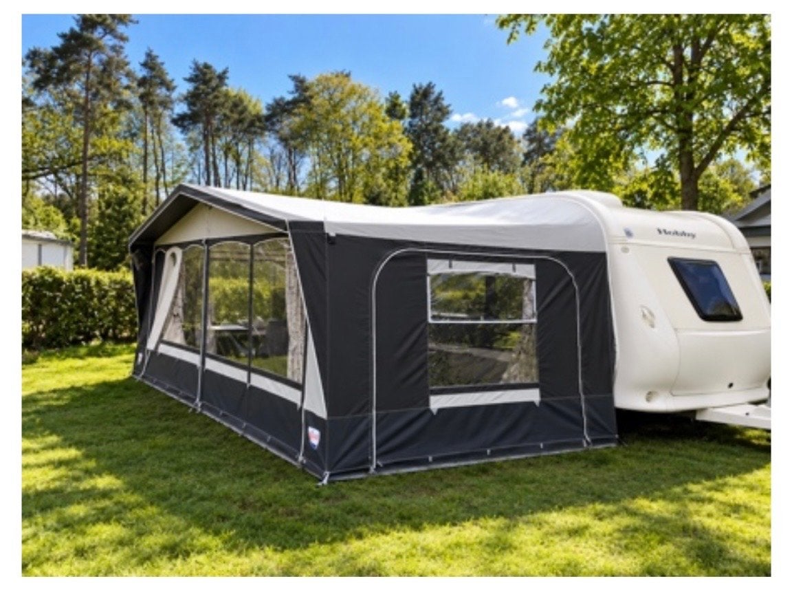 Caravan Hobby Excellent 560 UFF (2014) met queensbed, Rondzit, Hobby, Airco, Particulier