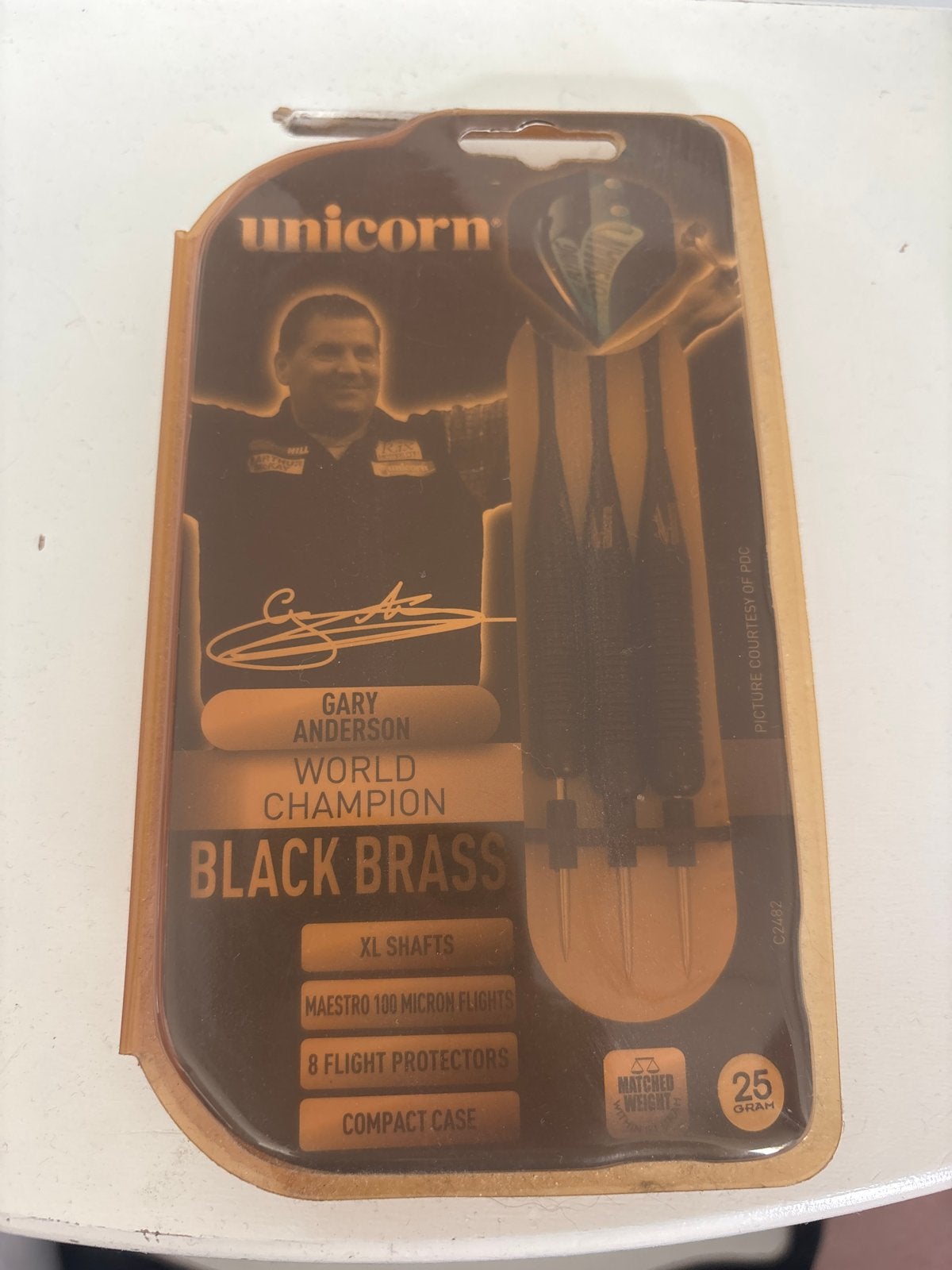 Nieuwe Unicorn Gary Anderson Black Brass Darts Set, Ophalen of Verzenden, Nieuw, Pijlen