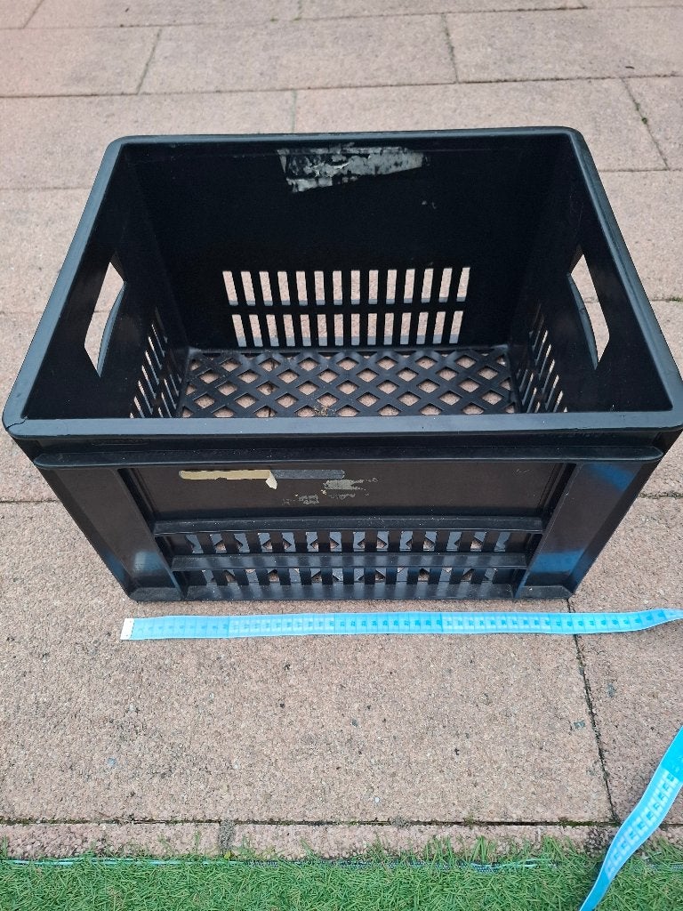 Wavin fietskrat zwart, Ophalen, Minder dan 35 cm, Minder dan 50 cm, Zo goed als nieuw