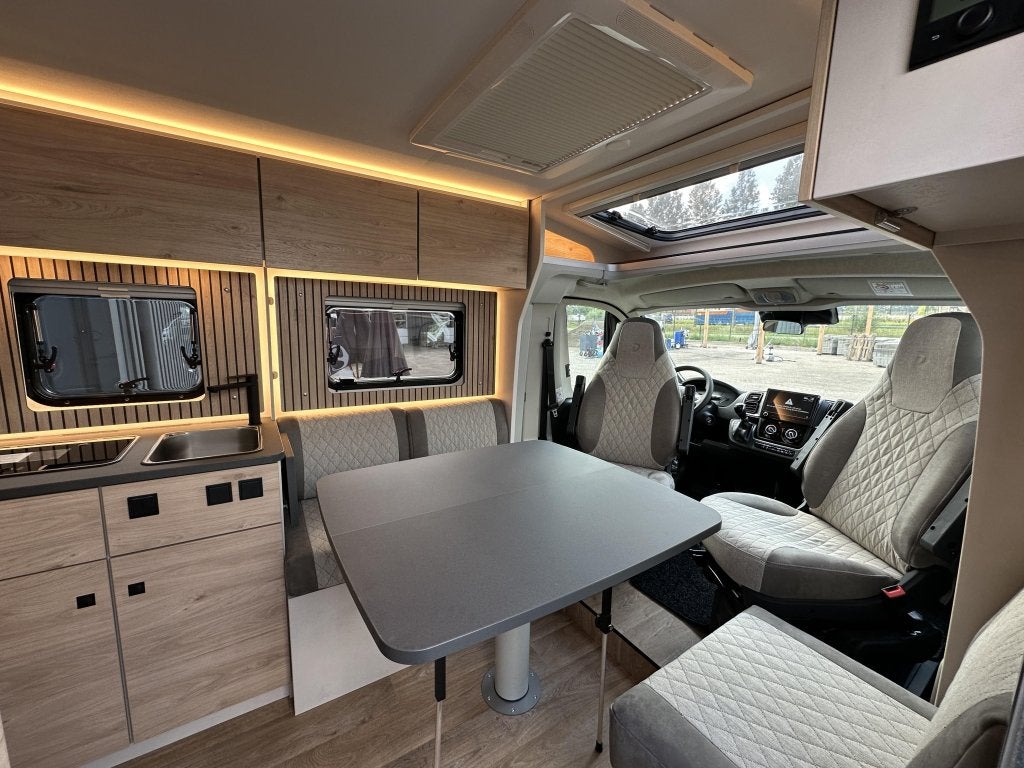 Dethleffs Just Van T5, Automaat, ABS, Fiat, 6 tot 7 meter
