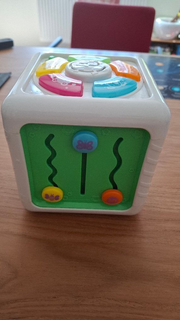 Aktiviteiten kubus, Ophalen of Verzenden, Zo goed als nieuw, Overige typen, Met licht