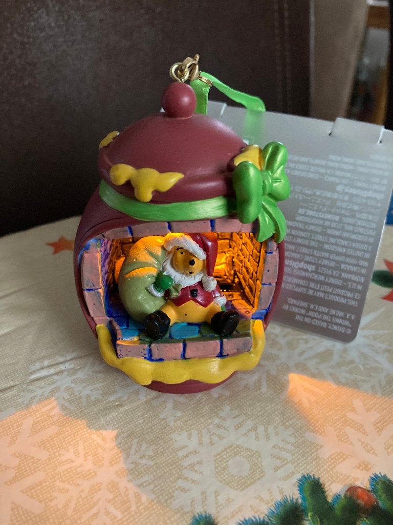 Nieuw Disney ornament Winnie The Pooh - met verlichting, Ophalen of Verzenden, Winnie de Poeh of vrienden, Nieuw, Beeldje of Figuurtje
