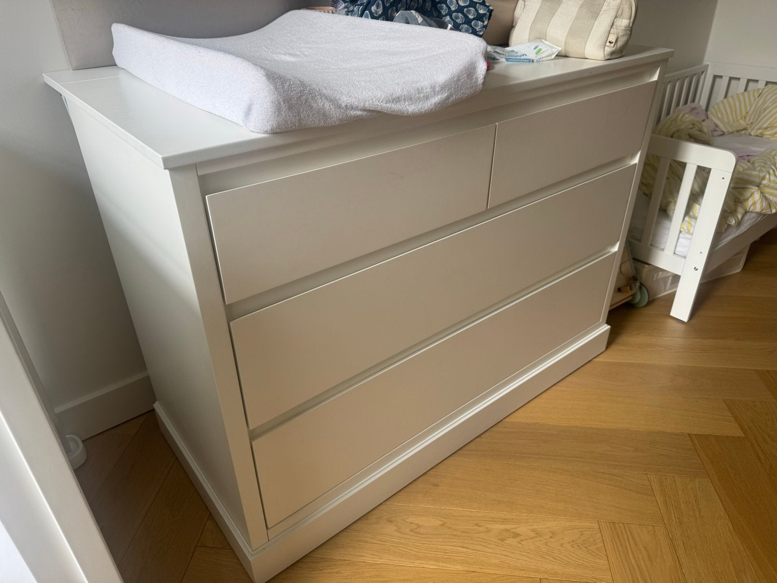 Theodore et Patachou Commode - Wit