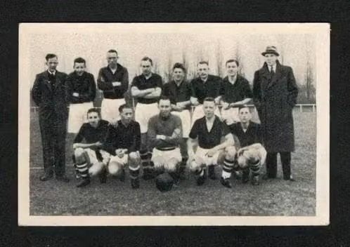 Voetbalplaatjes Black Boys Sneek 1939 (43)., Ophalen of Verzenden, Zo goed als nieuw