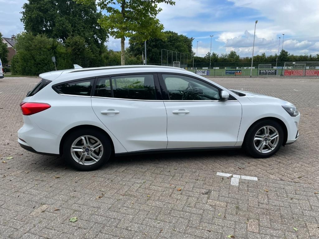 Ford Focus Wagon 1.0 Ecoboost Trekhaak en Carplay/Android, Stof, 1283 kg, 100 pk, Wit