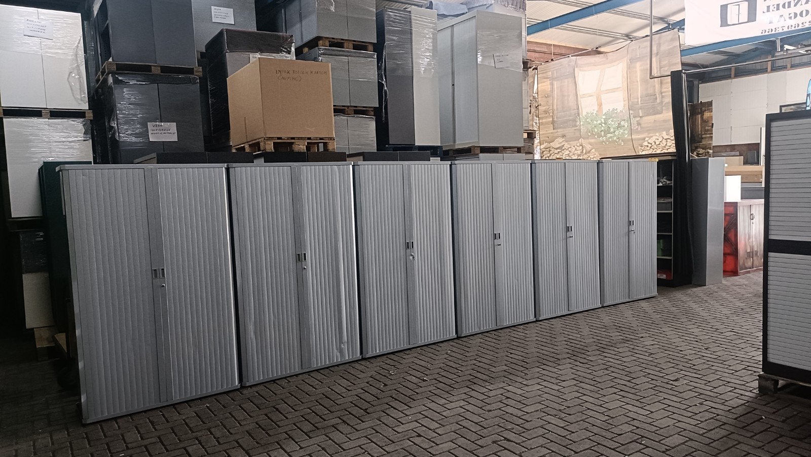 Gispen metalen roldeurkasten, gereedschapladen kasten, Gebruikt, 100 tot 150 cm, R, Gispen Octa metalen roldeurkasten archiefkasten