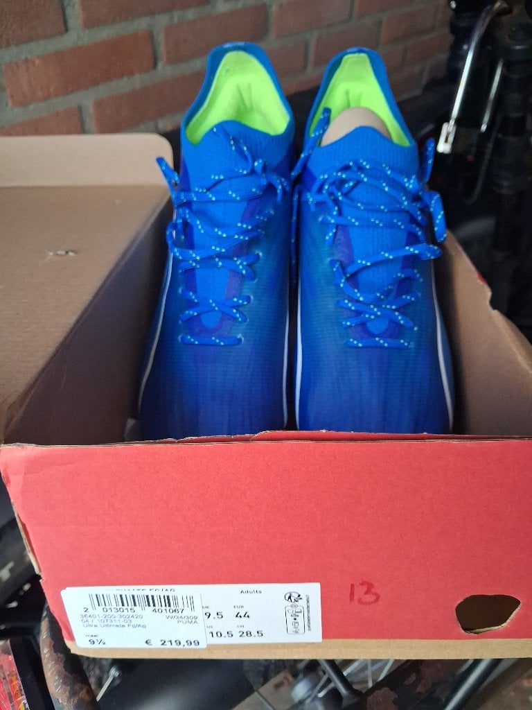 Voetbalschoenen, Maat XS of kleiner, Schoenen, Nieuw, Ophalen of Verzenden