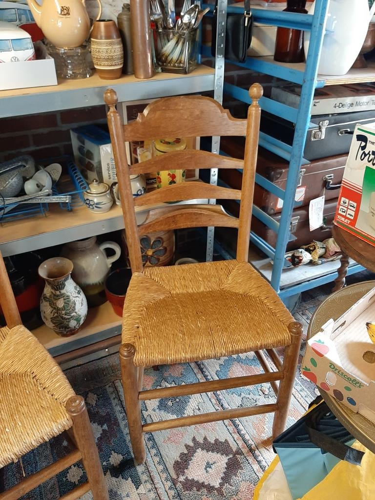 2 Oude Kerkstoelen met Bijbelvakje, Antiek en Kunst, Ophalen