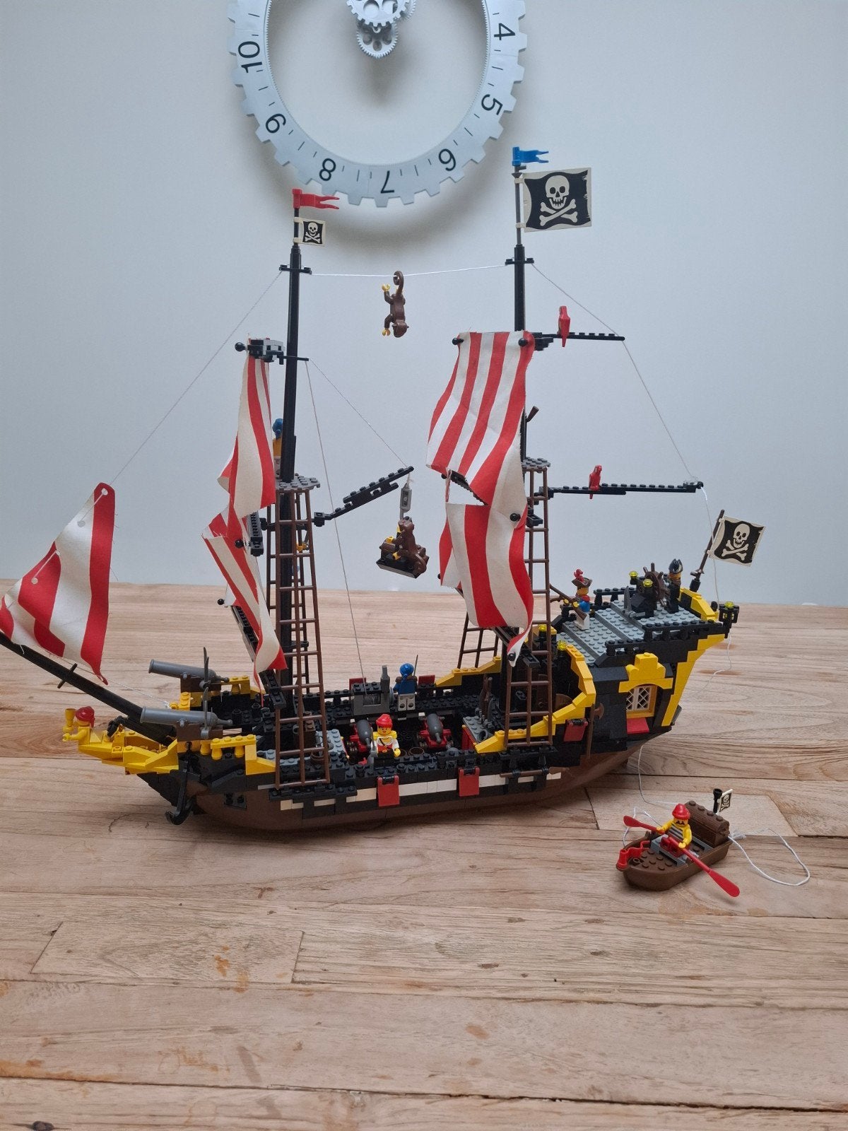 Lego Pirates Schip met Roeiboot - Black Seas Barracuda -Klas, Inclusief minifiguren, Gebruikt, Lego, Complete set
