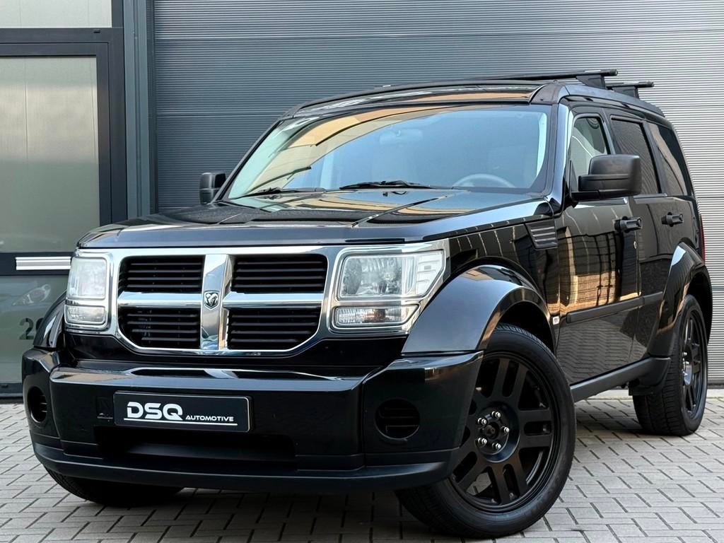 Dodge Nitro 3.7 V6 SE High Roof, Auto's, Automaat, 3700 cc, Gebruikt, Zwart