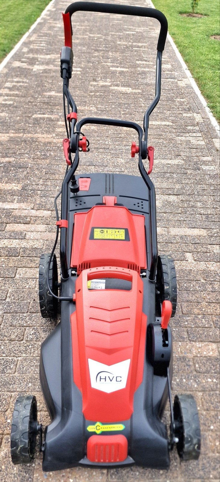 HVC Cirkelmaaier Elektrisch CE42 1800W - Zo goed als nieuw, Cirkelmaaier, Elektrische grasmaaier, HVC, Ophalen of Verzenden