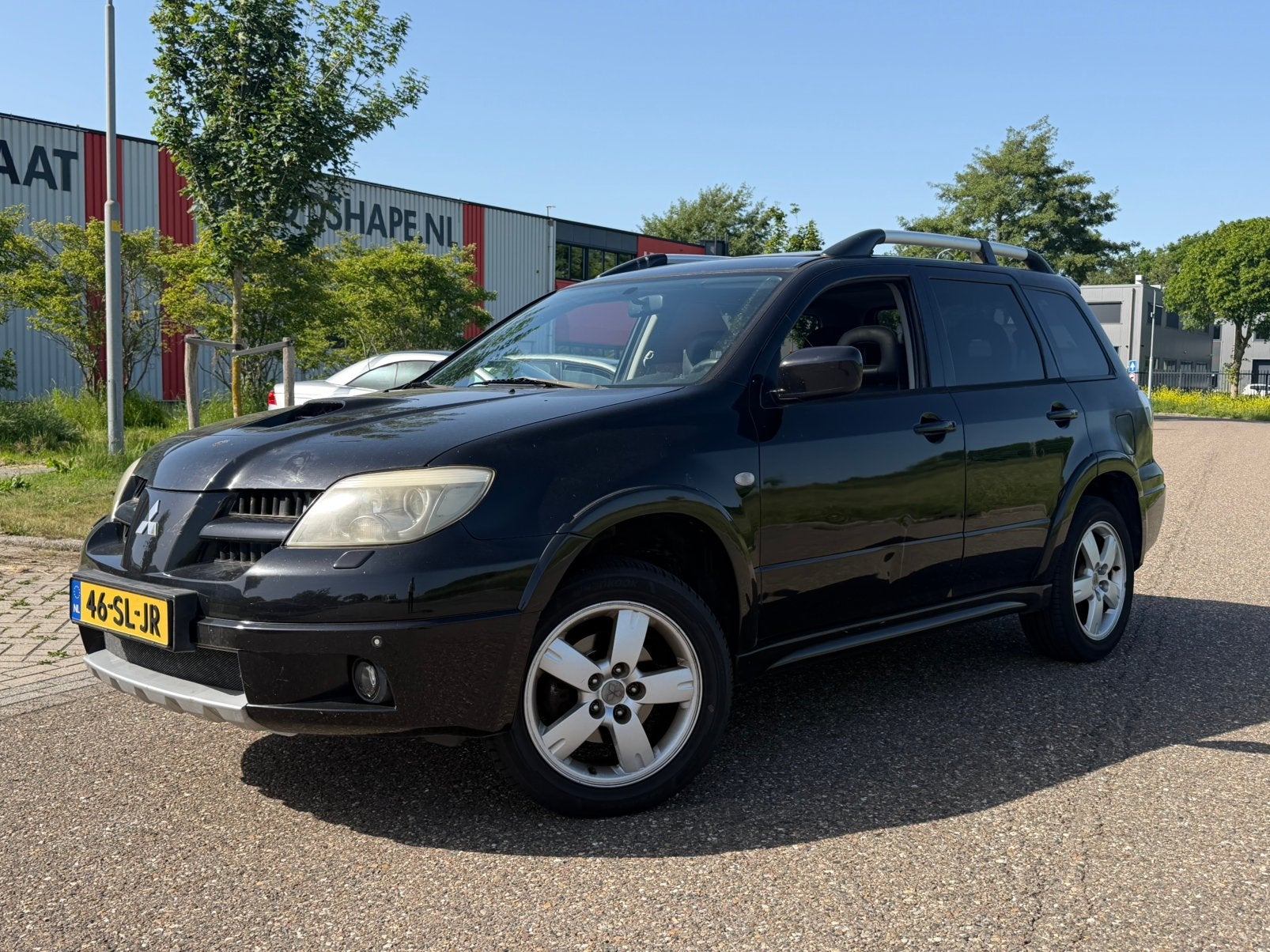 Mitsubishi Outlander 2.0 MPI Turbo 4WD 2006 Zwart, Auto's, Mitsubishi, Outlander, Zwart, Zwart, Handgeschakeld